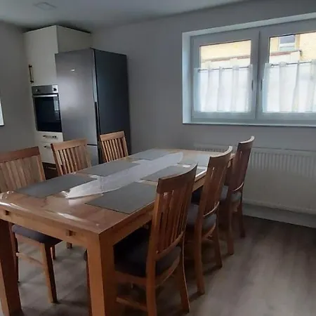 Feworeinel Mit 2 Schlafzimmern Apartment