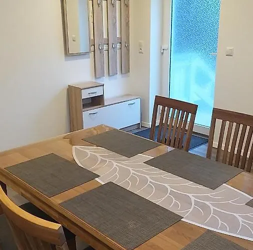 Feworeinel Mit 2 Schlafzimmern Lejlighed