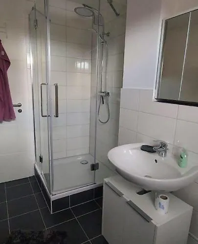 Lejlighed Feworeinel Mit 2 Schlafzimmern *